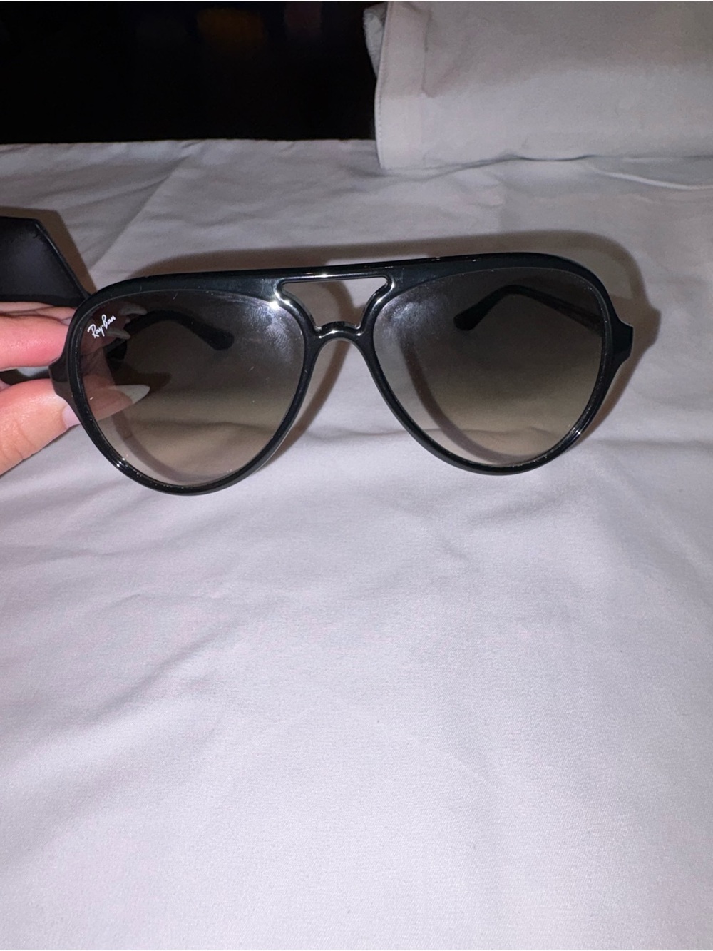 Ray-Ban Women's Black Frame Sunglasses with Brown Gradient Lenses - Picture 5 of 5